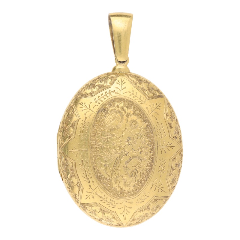 Pre-Owned Oval Engraved Floral Yellow Gold Locket