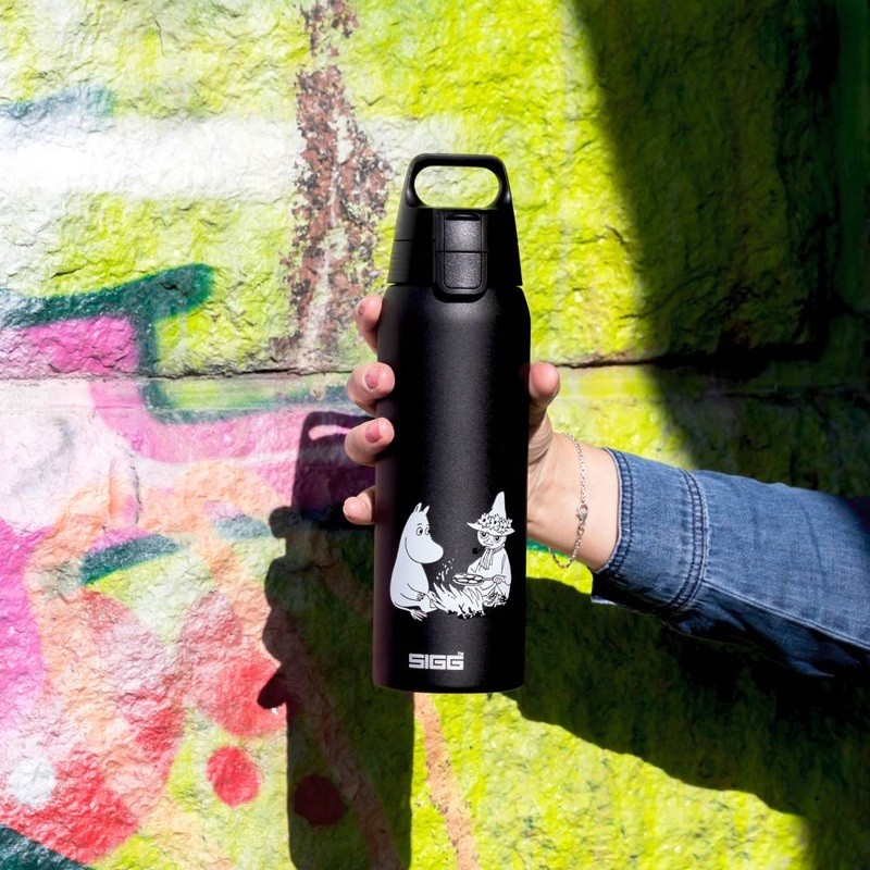 Moomin Shield Thermal Bottle 0.75L Black
