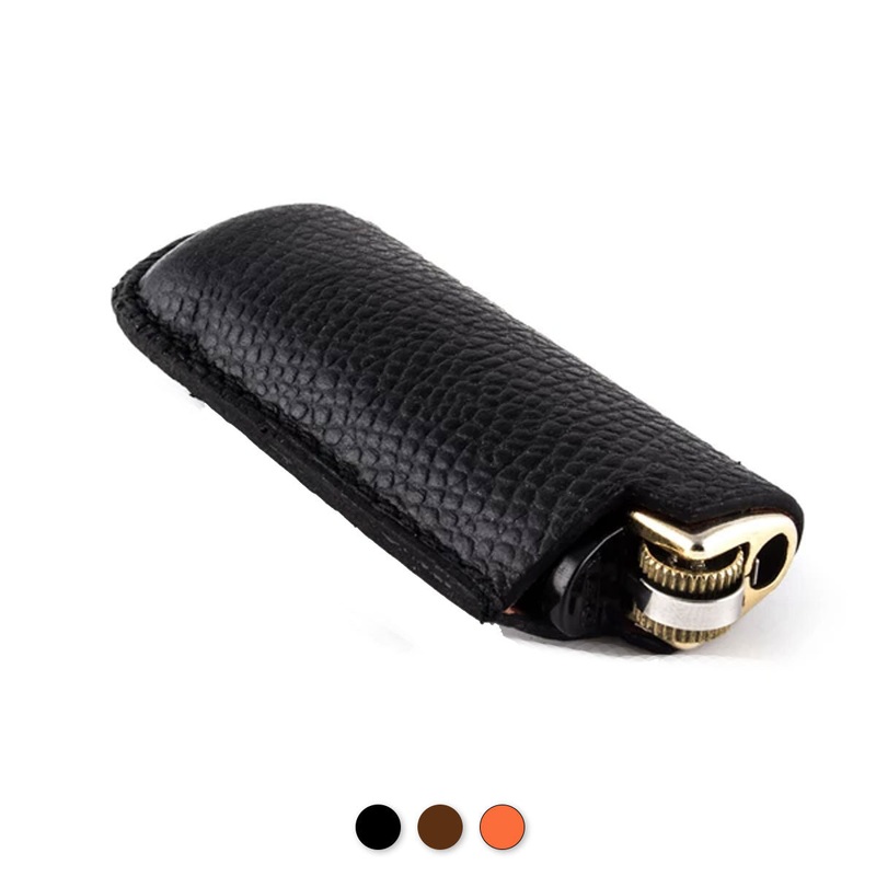 Briquet et son tui cuir  Magellan