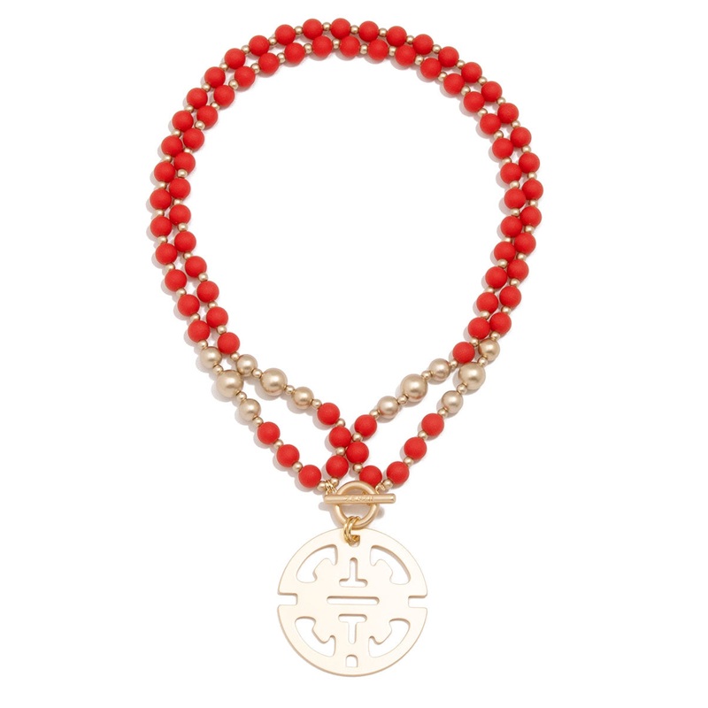 Traveling Pendant Matte Bead Necklace