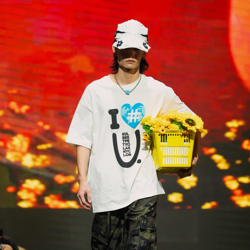 WTP x UM BOARDING Tshirt | White