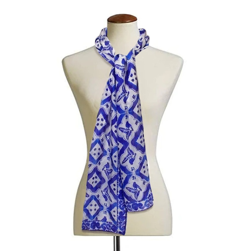El Retiro Scarves|Bird Tile|Blue Tile