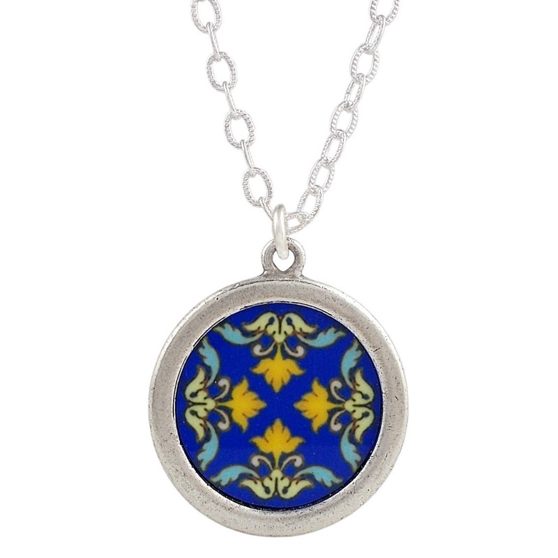 Retreat Necklace – Blue Pendant