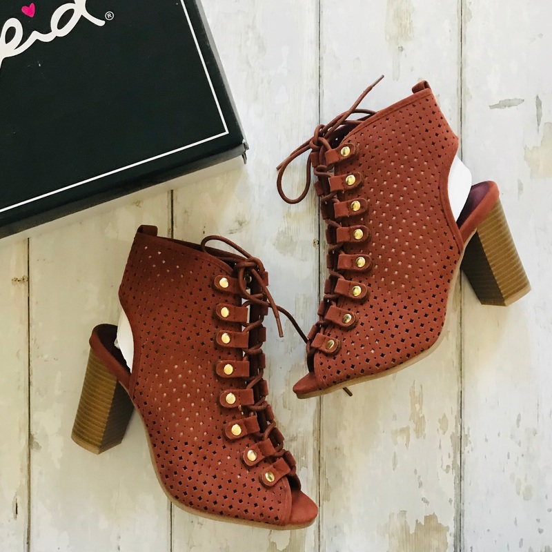 Qupid Perf Button Ankle Boot (Size 6)