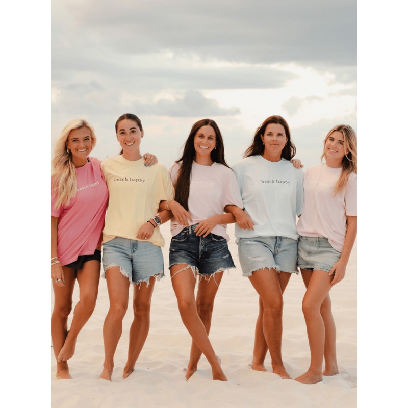 30A Beach Happy Minimalistic T-Shirt