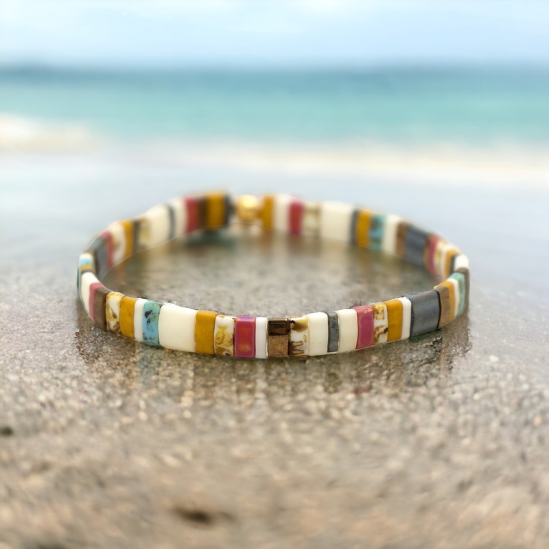 CAROLINA BEACHES – Tila Bead Bracelet | Single