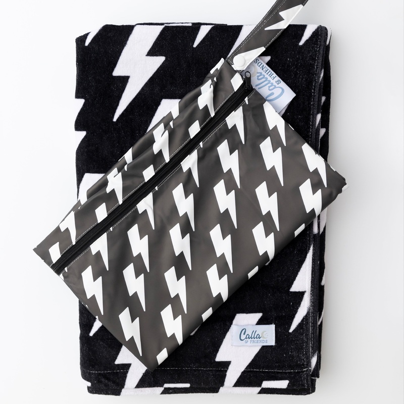 The Kenzie Beach Towel – BOLT|Fawn|Blackout