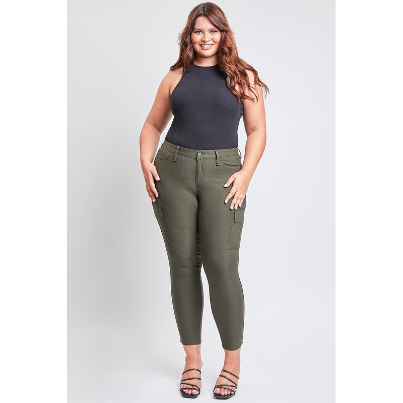 Women’s Plus Hyperstretch Skinny Cargo Pants