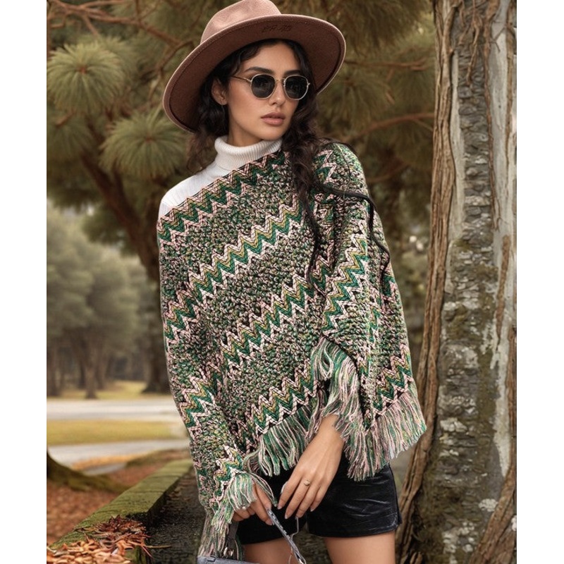 Green Fringe Trim Batwing Sleeve Poncho Sweater