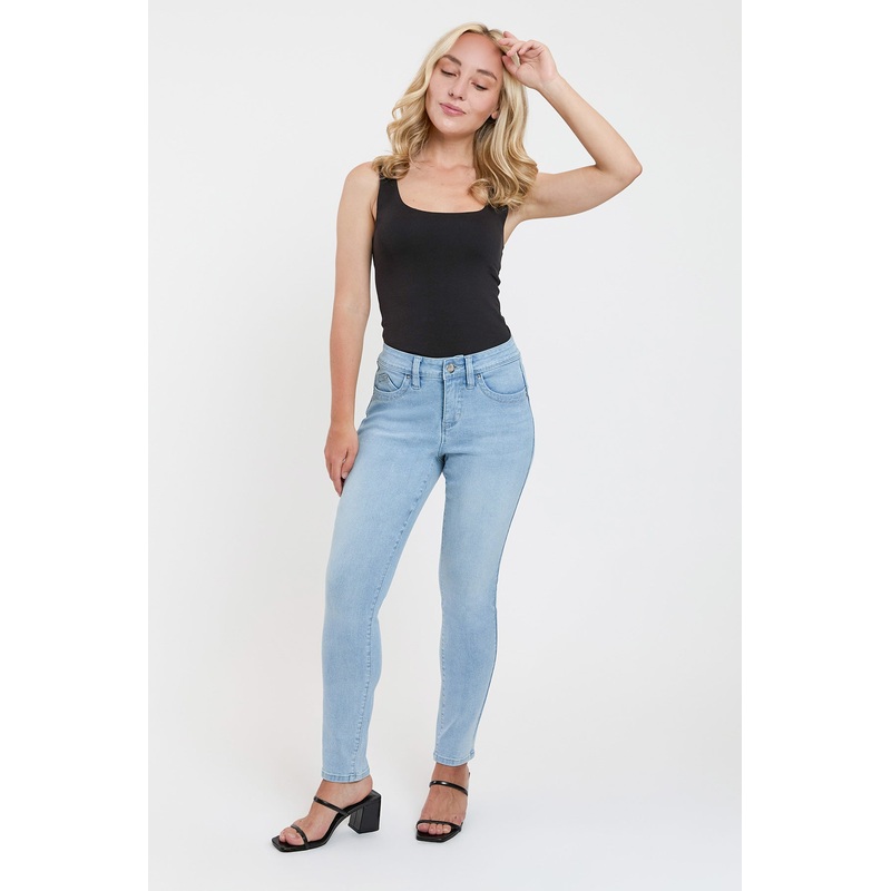 Women’s Petite Curve Confidence WannaBettaButt Mid Rise Skinny
