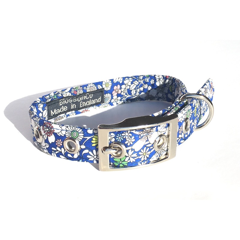 Junes Meadow – Liberty Print Dog Collar