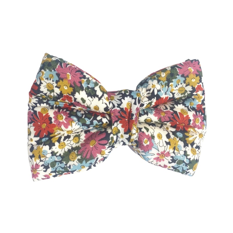 Libby – Liberty Print Dog Bowtie