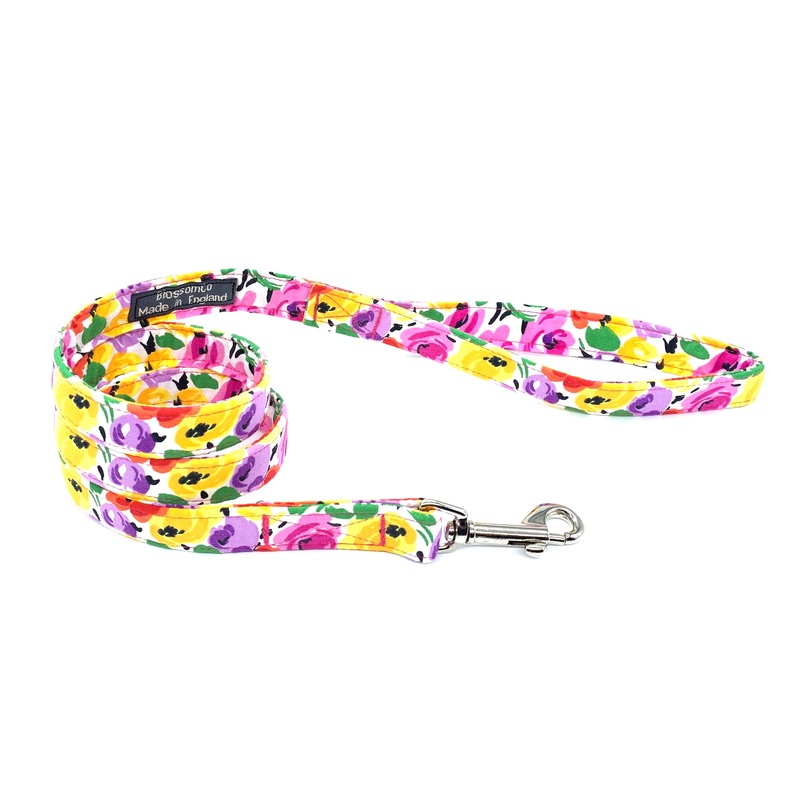 Rita – Floral Dog Lead