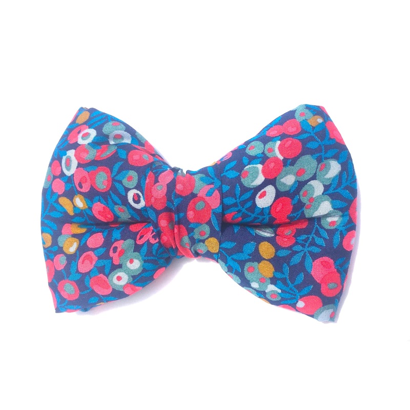 Wiltshire – Liberty Print Dog Bowtie