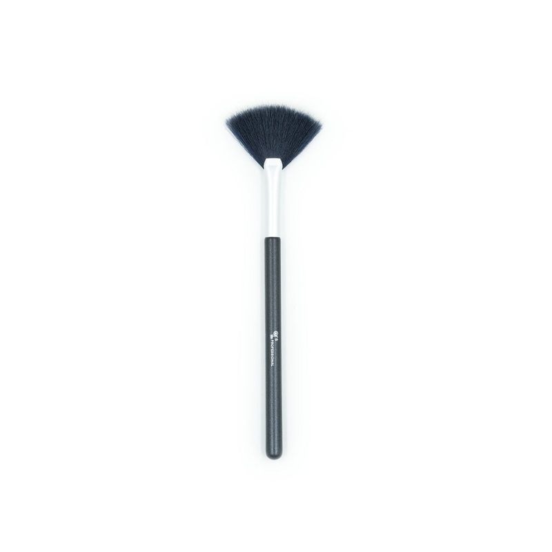 OR Bleu Fan Brush  CT-685