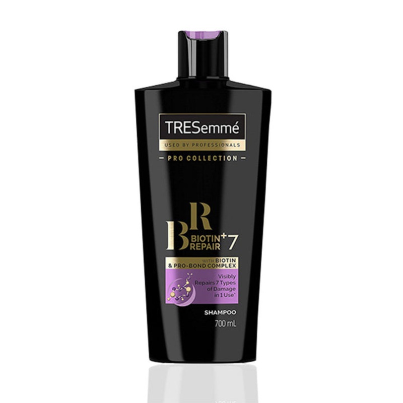 Tresemme Botanic With Biotin & Pro-Brand Complex Shampoo 700ml