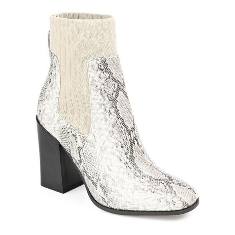 Journee Collection Womens Adalia Bootie