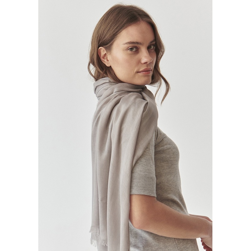 On 34th Women’s Grey Solid Supersoft Wrap Scarf | On 34th In Lebanon