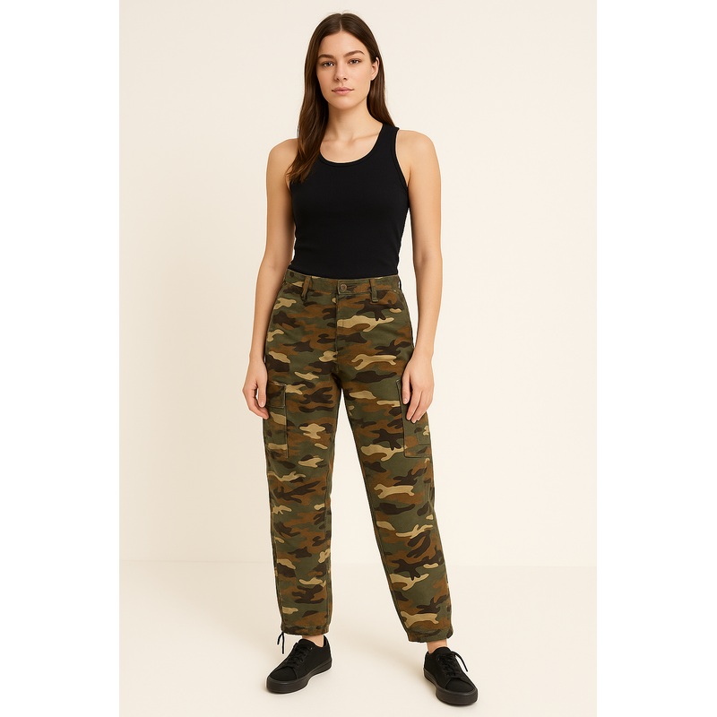 Levi’s Women’s Multicolor Camo Printed 94 baggy cargo Pant |Levi’s In Lebanon