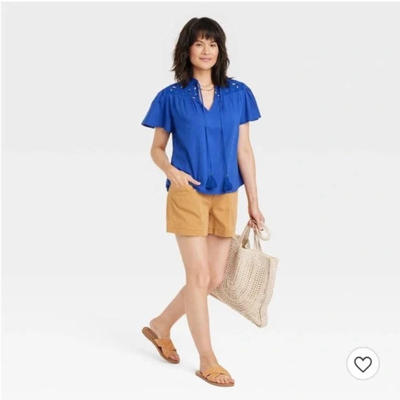 Knox Rose Women’s Blue Short Sleeve V-Neck Woven Eyelet Top | Knox Rose In Lebanon