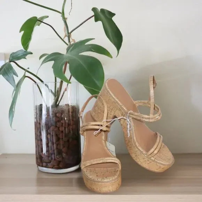 Universal Thread Women’s Beige Heeled Sandals | Universal Thread In Lebanon