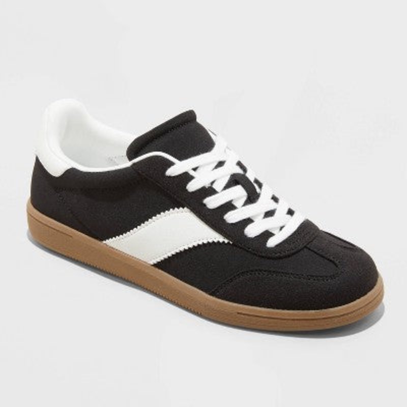 Universal Thread Women’s Spencer Fashion Sneakers with Memory Foam Insole | Universal Thread In Lebanon