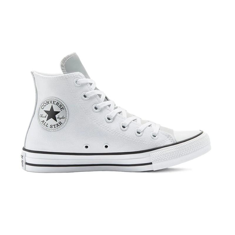 Converse Junior’s White Chuck Taylors CTAS HI |Converse In Lebanon
