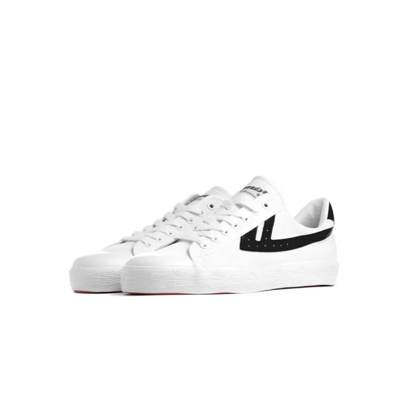 Warrior Men’s White Iconic Chinese Basketball Sneakers |Warrior In Lebanon