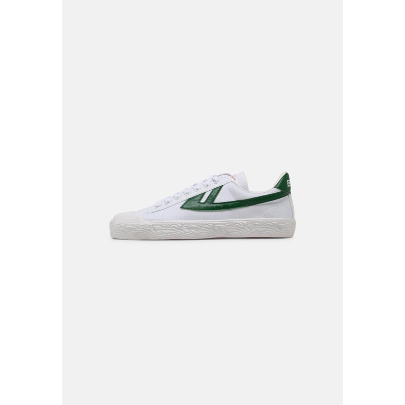 Warrior Shanghai Men White & Green WB 1 Trainers Sneakers | Warrior Shanghai In Lebanon