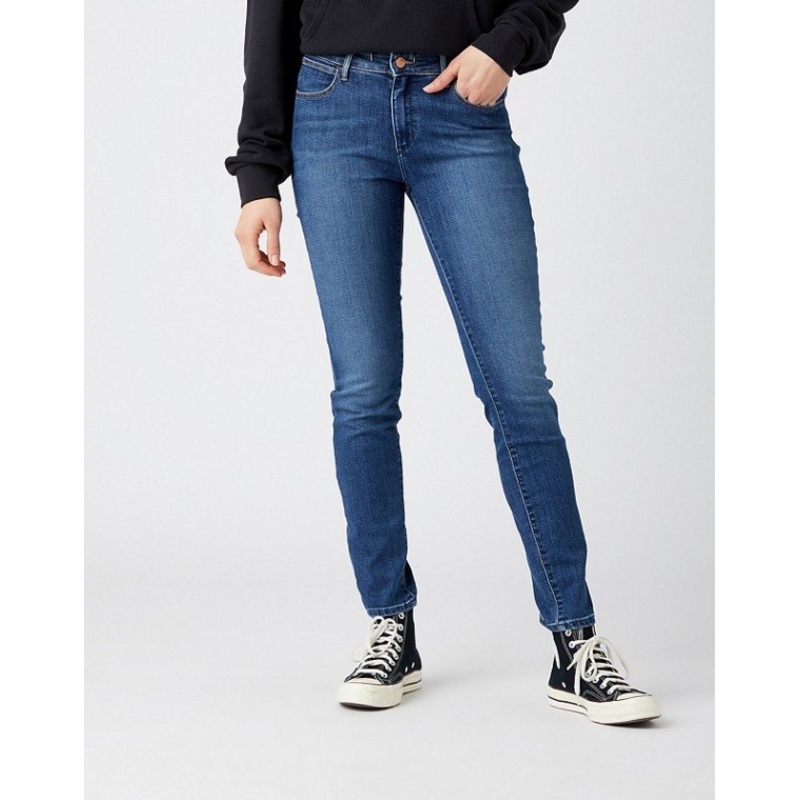 Wrangler Women’s Navy Skinny Indigood Sustainable Denim Dye Jeans | Wrangler In Lebanon