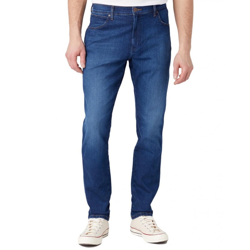 Wrangler Men’s Far Away River 881 True Tapered Jeans |Wrangler In Lebanon