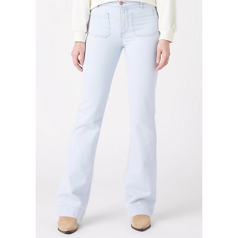 Wrangler Women’s Light Blue Trick Of The Ice Flare 623 High Waist Jeans | Wrangler In Lebanon