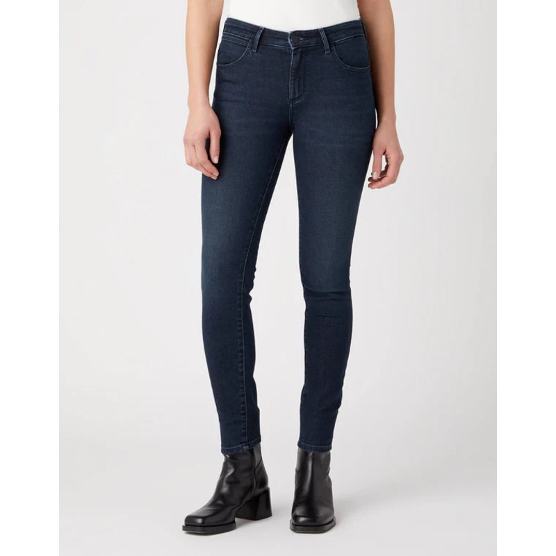 Wrangler Women’s Navy Blue Skinny in Dynamite Jeans | Wrangler In Lebanon