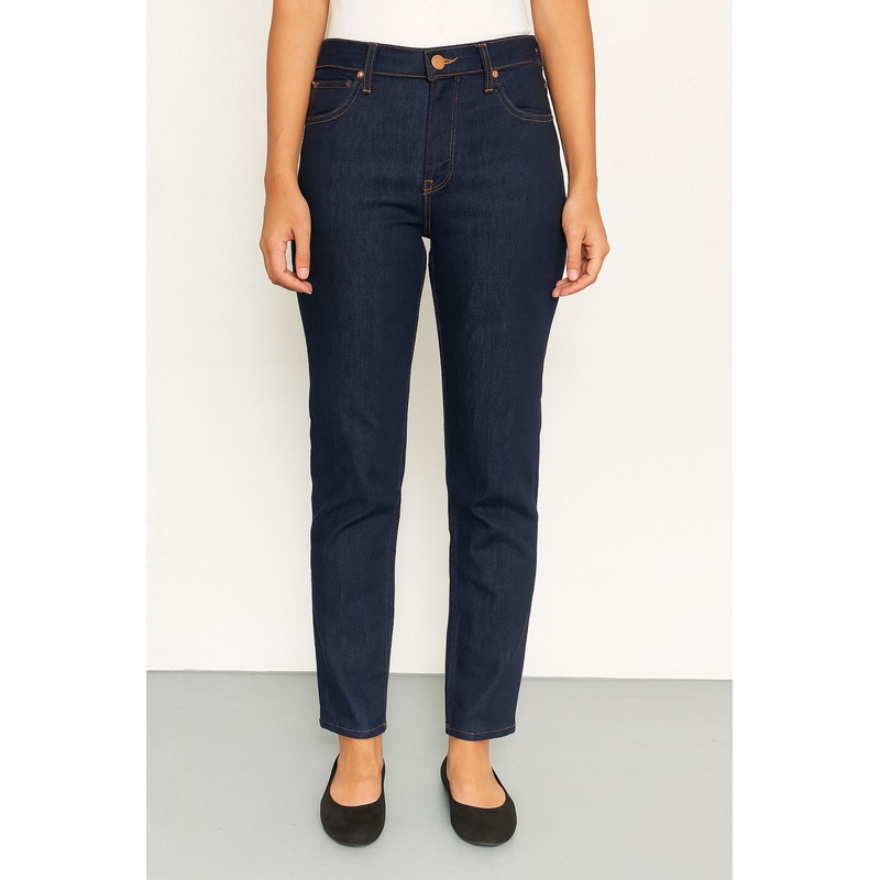 Lee Women’s Navy 422 Kate Regular Straight High Rise Jeans | Lee In Lebanon