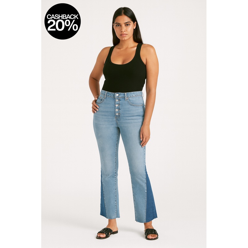 Forever 21 Women’s Light Blue Mid-Rise Bootcut Jeans |Forever 21 In Lebanon