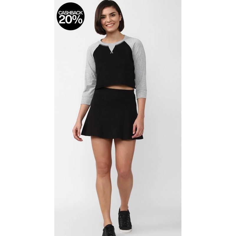 Forever 21 Women’s Black & Gray Long Sleeve Crop Top | Forever 21 In Lebanon