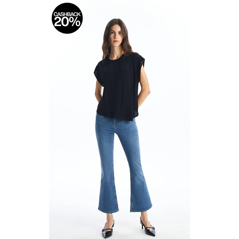 Forever 21 Women’s Black Solid Crew Neck Sleeveless Blouse | Forever 21 In Lebanon