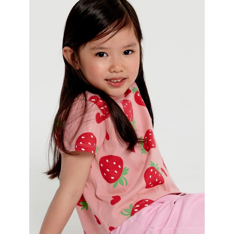 Sinsay Girl’s Pink Strawberry Printer T-Shirt | Sinsay In Lebanon