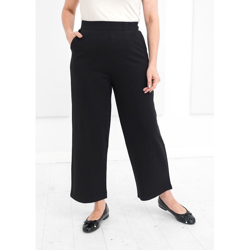Shepherd’s – Ponte Compass Crop Pant