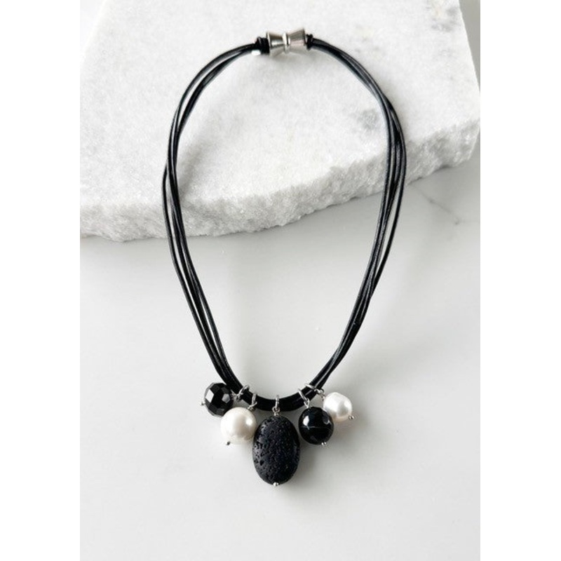 Wanted – Fiona Necklace|BLACK/WHITE