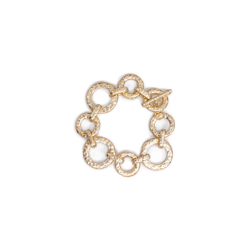 CCB – Hammered Hoop Bracelet|MATTE GOLD