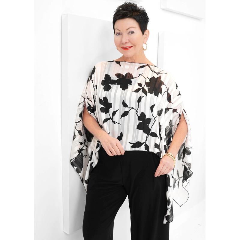 Rapz – Metallic Ivory Floral Capelet