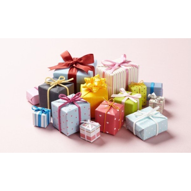 Gift Box / Gift Wrapping