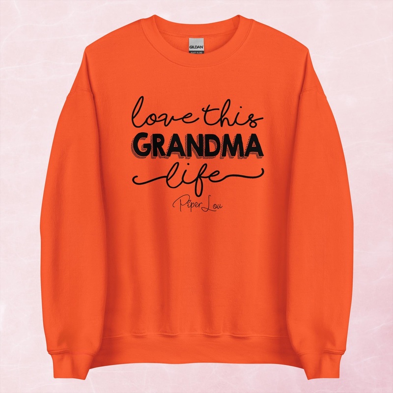 Love This Grandma Graphic Crewneck Sweatshirt